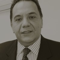 Luis R.