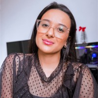 Núbia Guimaraes