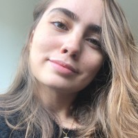 Thayná Regiani Pereira