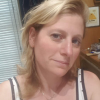 Deborah Leach