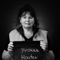 Yvonne Houten