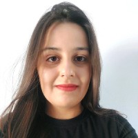 Camila Scherer De Oliveira