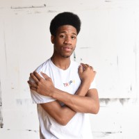 Davien Holton