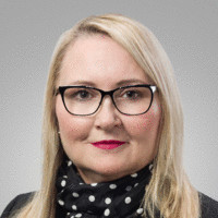 Lois Innes