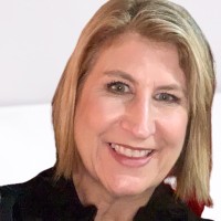 Darlene Kelly