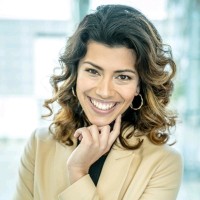 Dr. Angela Borchert