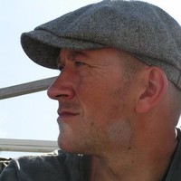 Barry Heuvel, van de