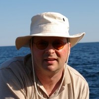 Gary Comer