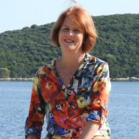 Louise Cross