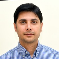 Omid Vakil