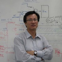 Jinwoong Cho