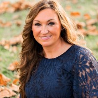 Angela Cline