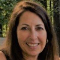 Elaine Holst