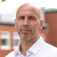 Lars L. Andersen