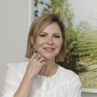 Lara Pontes