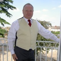 Malcolm Henderson-Begg