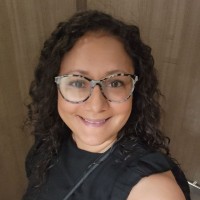 Maxine Romo