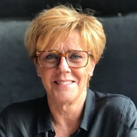 Monique Van Dijk
