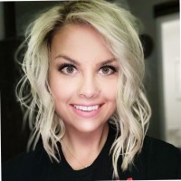 Lindsey Stringer