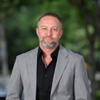 Jon Newton  张杰瀚