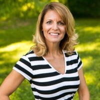 Nicole Thieret