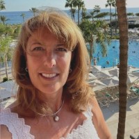 Andrea Owen