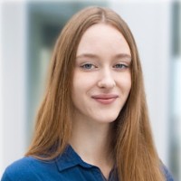 Laura Arnold