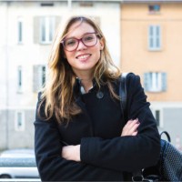 Simone L.