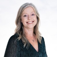 Kirsten Saunders