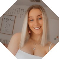 Chloe Heale