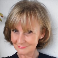 Veronique DAUCOURT-WILKINSON