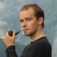 Vitalii Verkhogliad