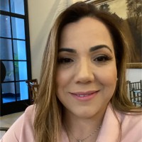 Adriana Vale