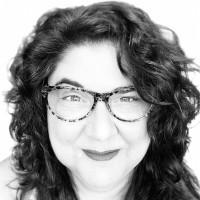 LUCIA HARPER fun MASTER SPEAKER CONFIDENCE CATALYST / MEDIA TRAINER