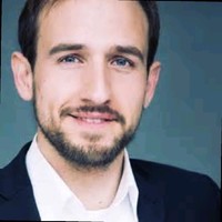 Dr. Daniel Stengel