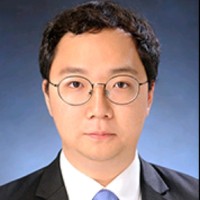 sunghyun kim