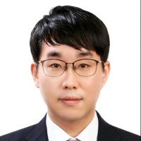 Hyunseok Ryu