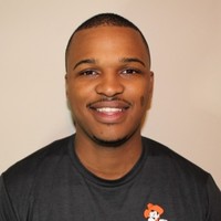 Travis Lowe
