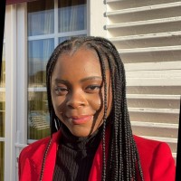 Blaina Niangi-Kiayukua