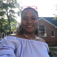 Dee Tucker