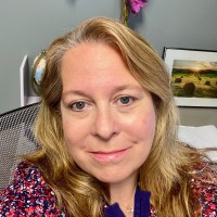 Dr. Leigh Davis, Dba, Cia