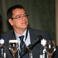 Luis Miguel González