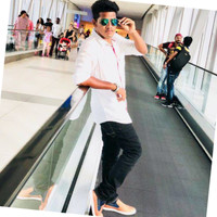 Selva Candid