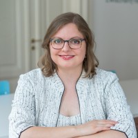 Maren Schiel