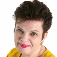 Vivian Slattery / IFA / Female IFA / Financial Adviser
