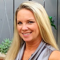 Jennifer Warren