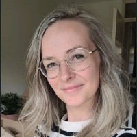 Vivianne De Veth