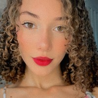 Priscila Alves de Souza