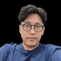 HOON LEE