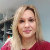 Nuria Oliván Azcárraga